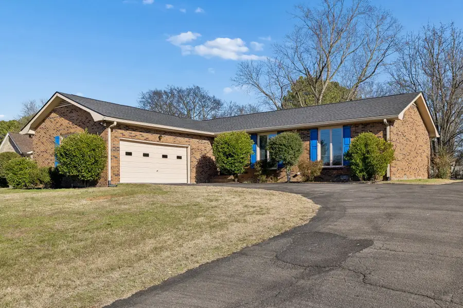 1896 Saundersville Ferry Rd, Mount Juliet, TN 37122 - Image #2