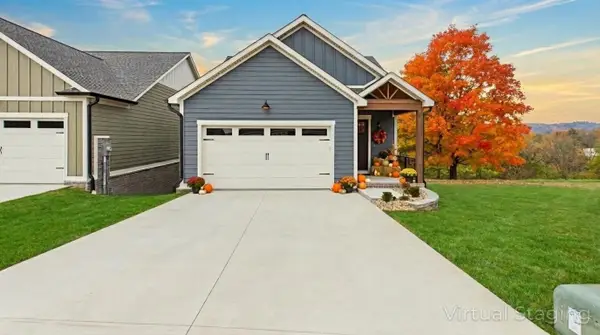 362 Moon Bay Dr, Kuttawa, KY 42055