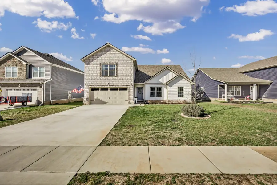 246 Dugger Dr, Clarksville, TN 37042 - Image #2