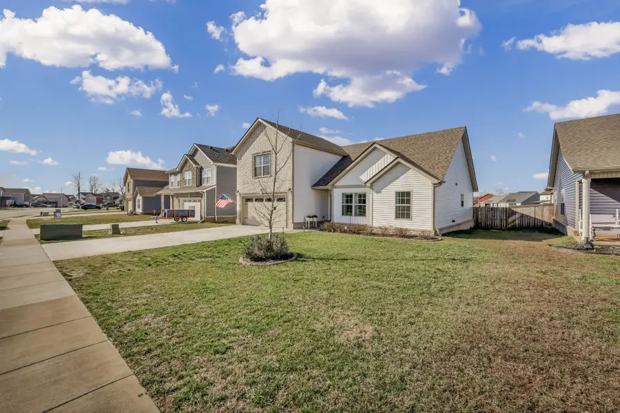 246 Dugger Dr, Clarksville, TN 37042 - Image #3