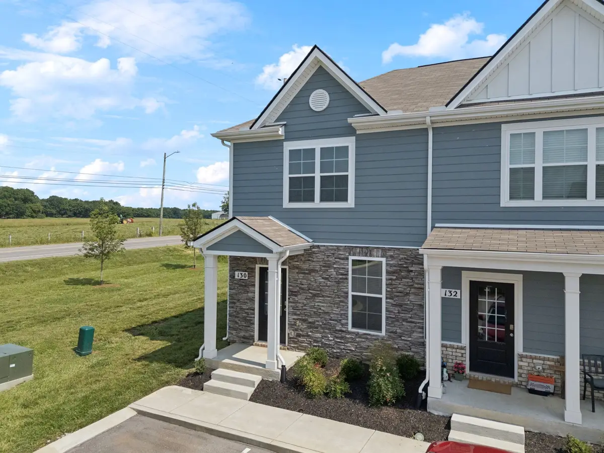 130 Grayson Cir, Chapel Hill, TN 37034 - Image #1