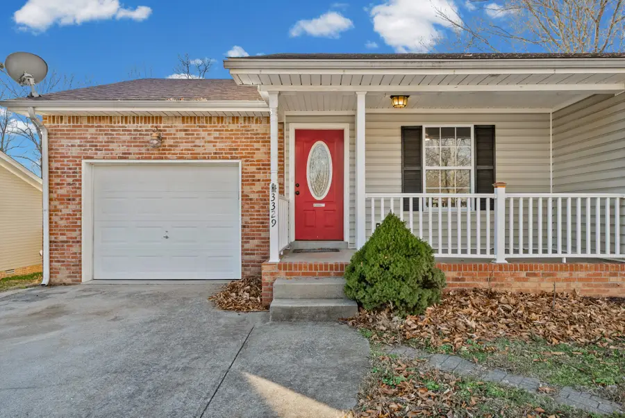 3329 S Senseney Cir, Clarksville, TN 37042 - Image #2