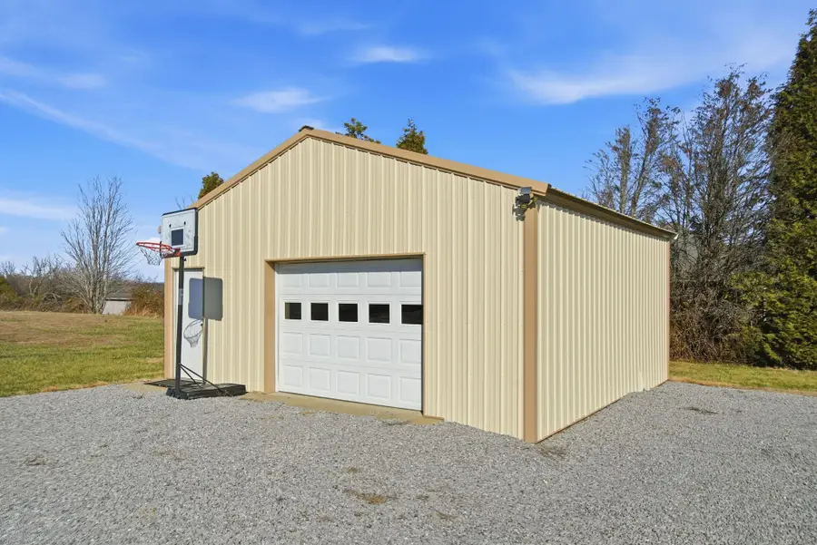 6212 H B Lee Rd, Springfield, TN 37172 - #2