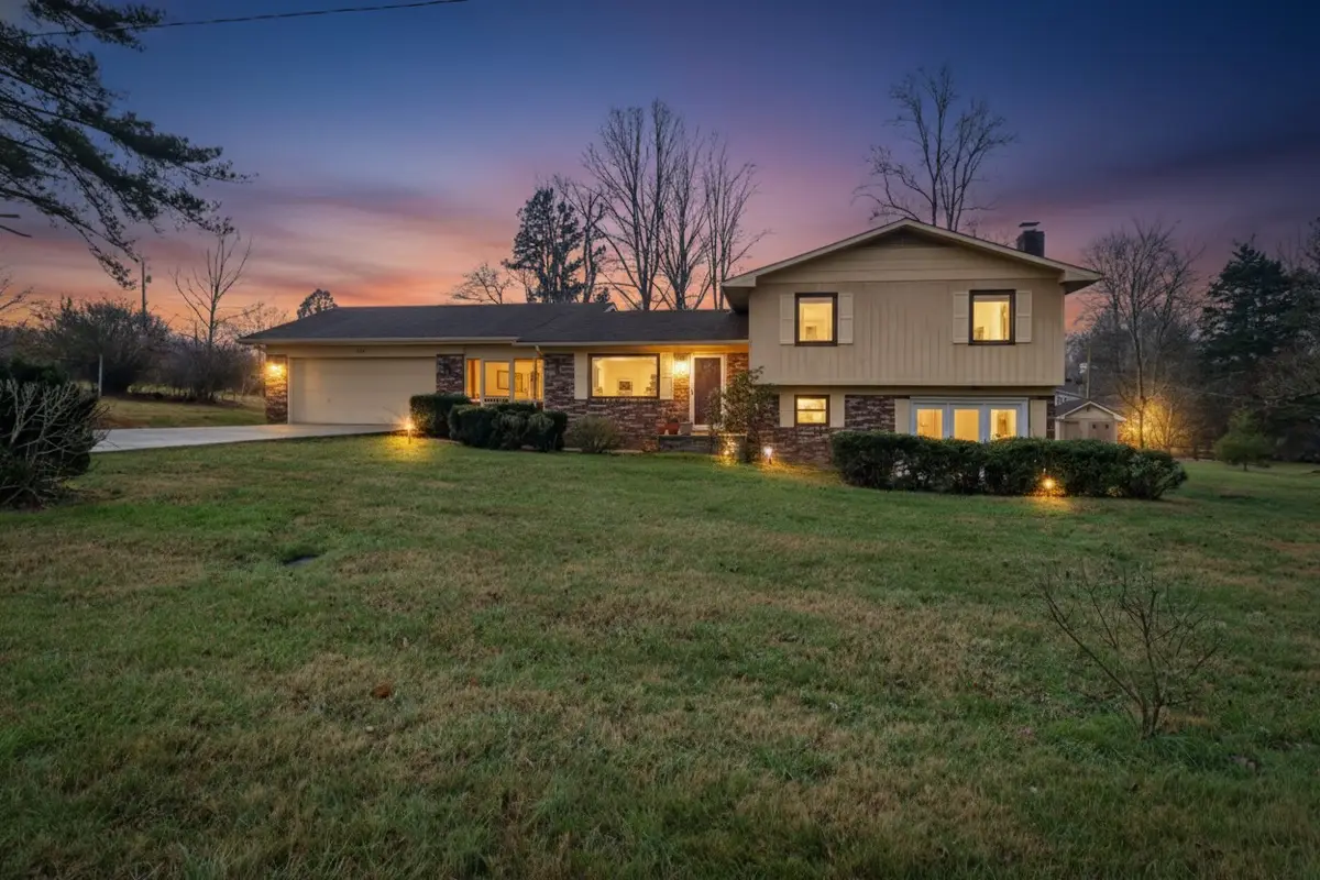 1209 Sequatchie Rd, Pikeville, TN 37367 - #1