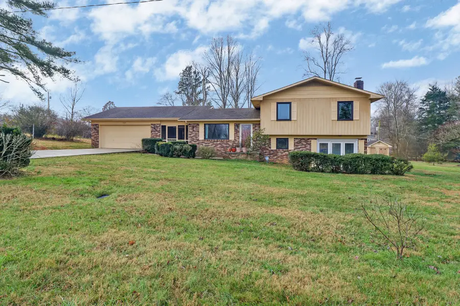 1209 Sequatchie Rd, Pikeville, TN 37367 - #2