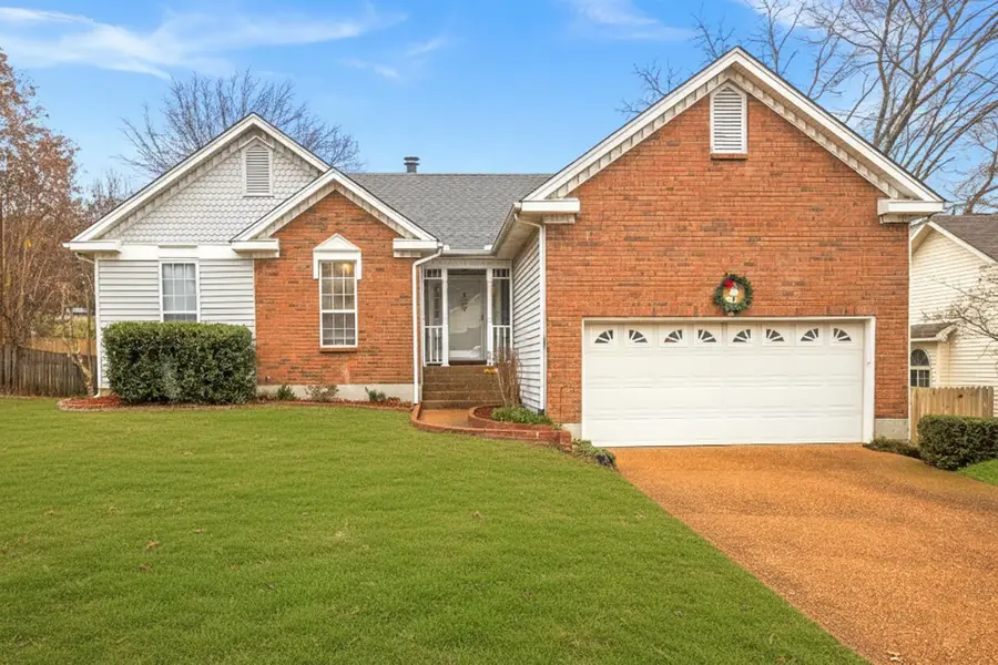2010 Alice Springs Ct, Mount Juliet, TN 37122 - Image #2