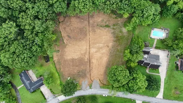 510 Joyce Ave, Lewisburg, TN 37091 - Image #2