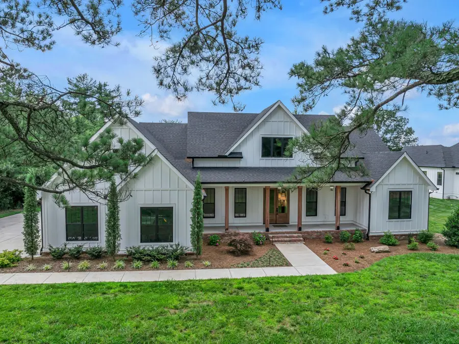 445 Old Pond Ln, Dickson, TN 37055 - #2