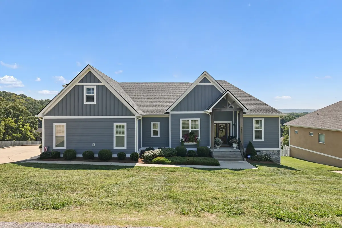 1711 Aster Dr, Columbia, TN 38401 - Image #1