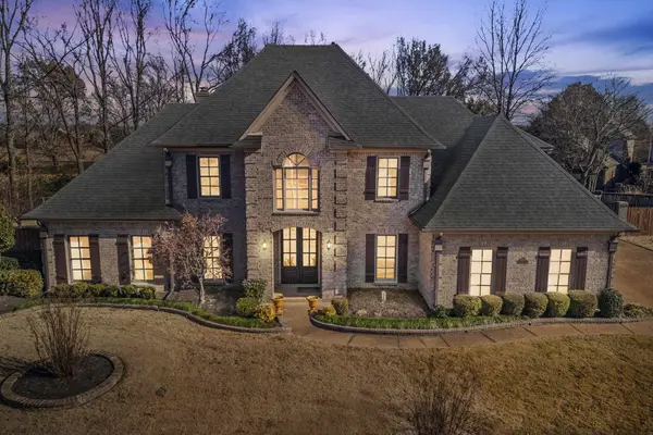 10820 Whisper Hollow Cv, Collierville, TN 38017