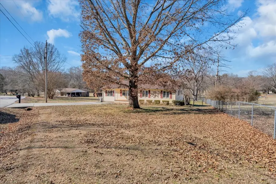 178 Westwood Ct, Estill Springs, TN 37330 - #3