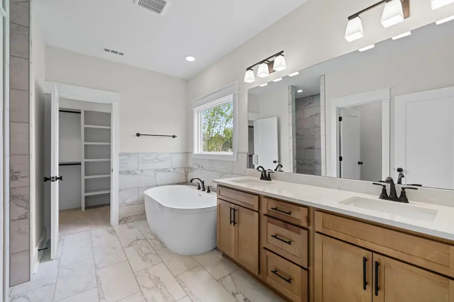 2033 Grace Johns Cir, Murfreesboro, TN 37128 - Image #3