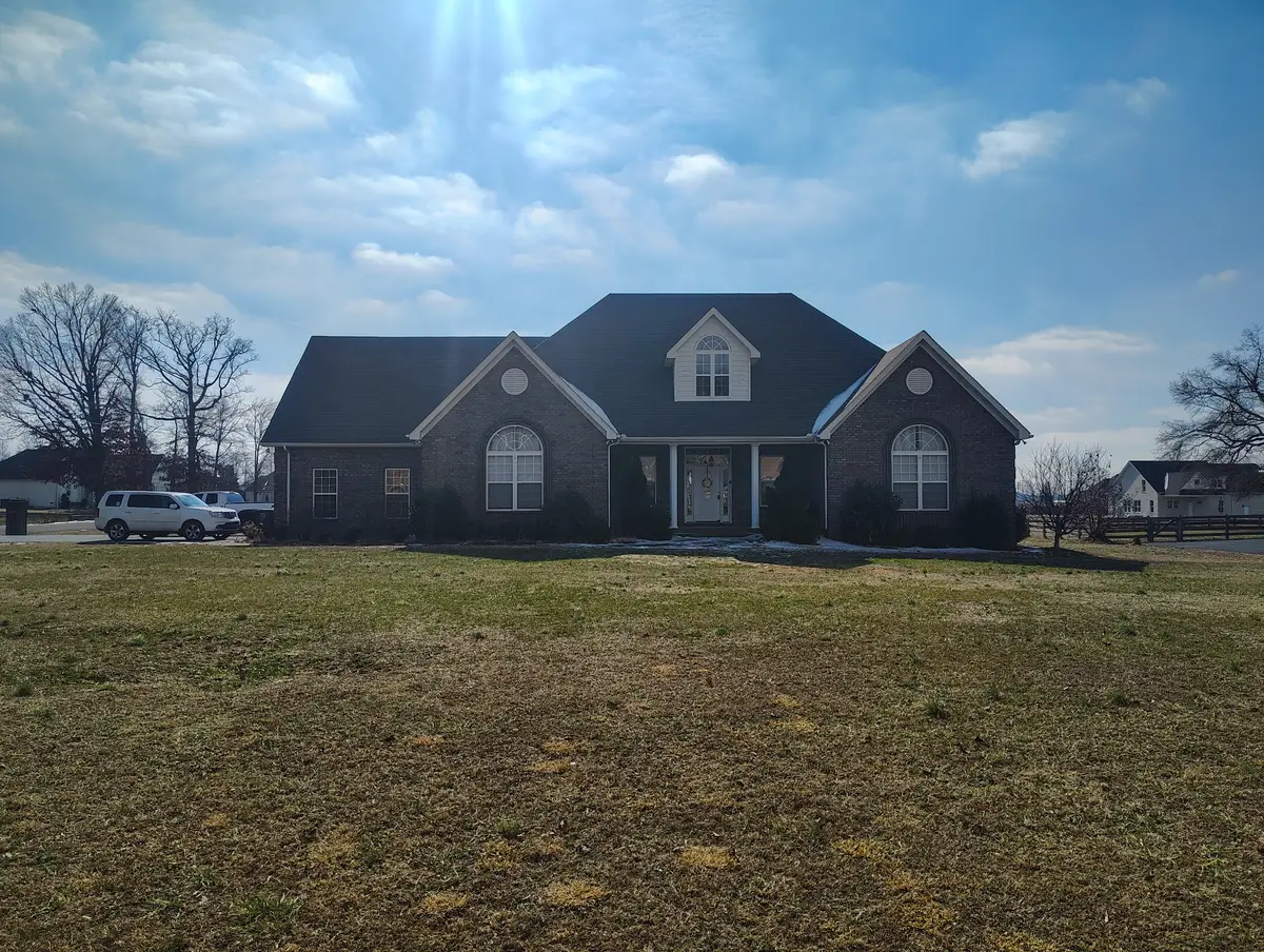 256 Froedge Dr, Lafayette, TN 37083 - #1