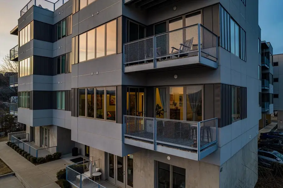 411 Fairpoint Street #202, Chattanooga, TN 37405 - #2