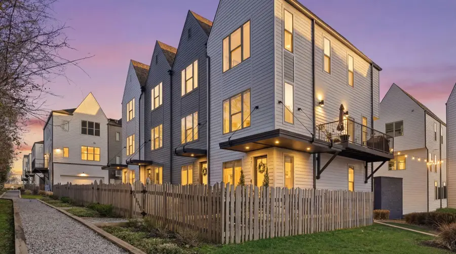 331 E Village Ln, Nashville, TN 37216 - #3