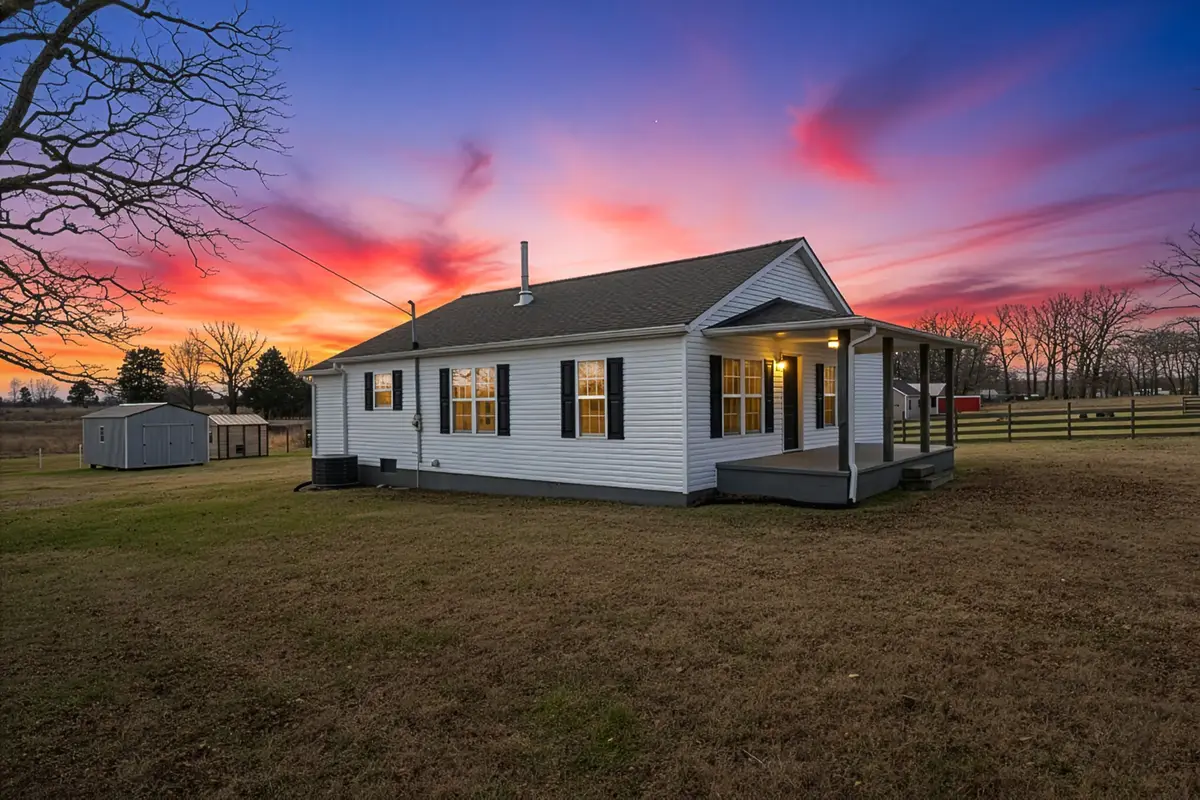 5915 Lynchburg Rd, Winchester, TN 37398 - Image #1