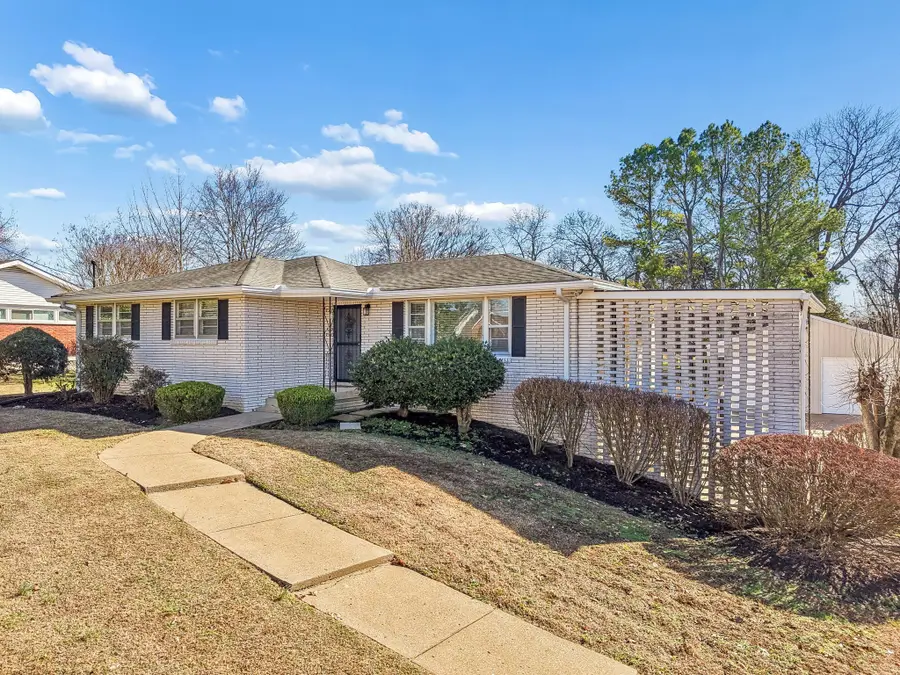 112 Hickory Heights Drive, Hendersonville, TN 37075 - Image #2