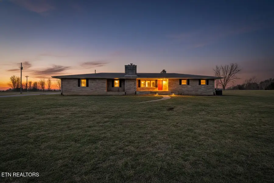 1128 Allardt Hwy, Jamestown, TN 38556 - #2