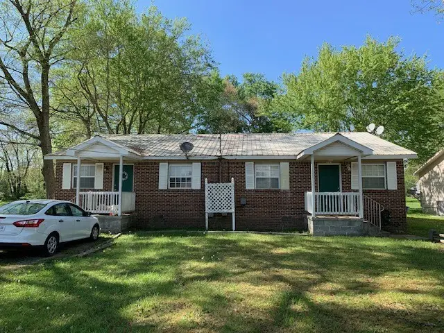 409 E Moore St, Tullahoma, TN 37388 - #2