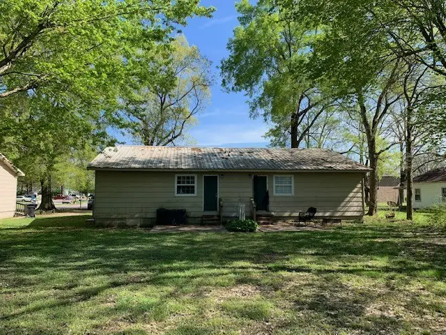409 E Moore St, Tullahoma, TN 37388 - #3