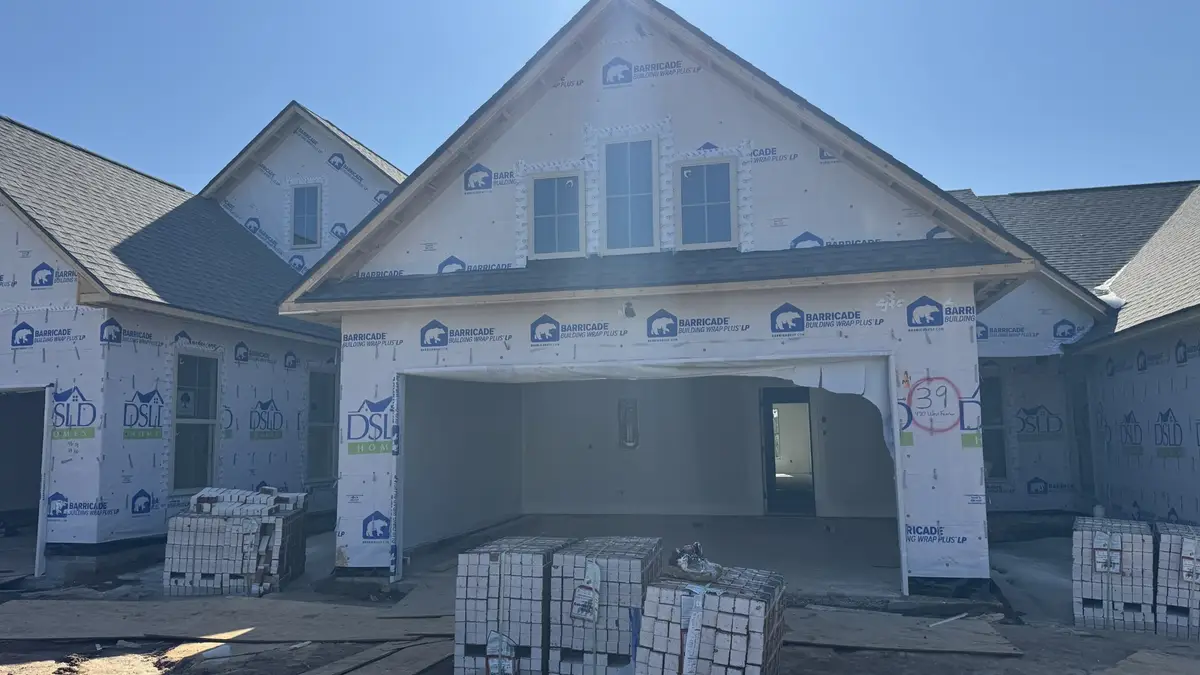 470 W Foxrun, Springfield, TN 37172 - #1