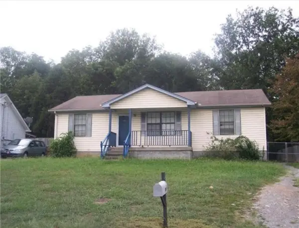 4752 Greystone St, Antioch, TN 37013