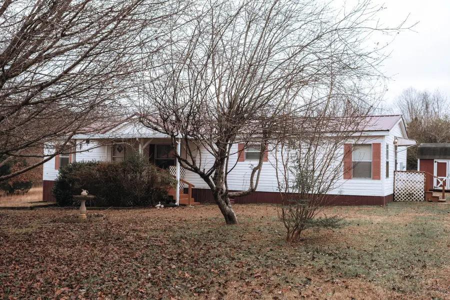 114 Camelot Dr, Hohenwald, TN 38462 - Image #3