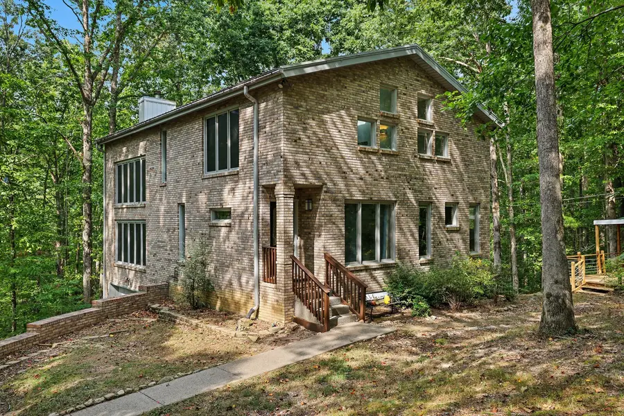 1010 Wren Ct, Kingston Springs, TN 37082 - #2