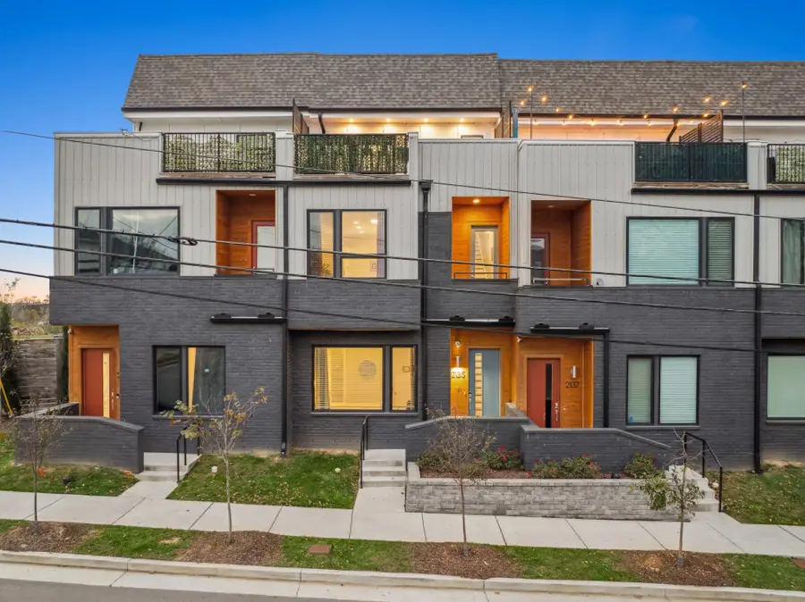 2135 24th Ave N, Nashville, TN 37208 - Image #2