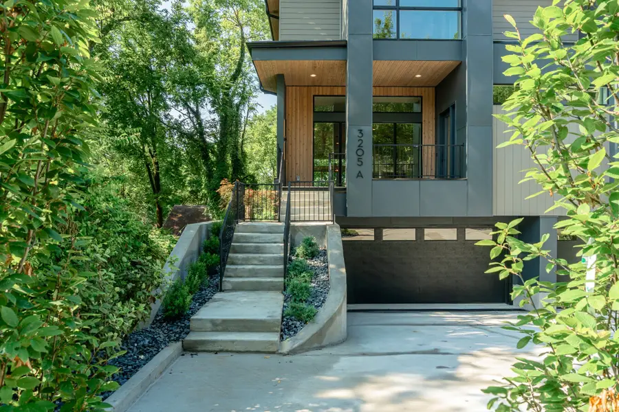 3205A Acklen Ave, Nashville, TN 37212 - #2