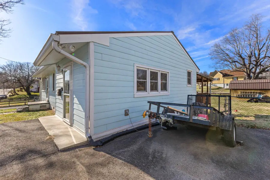 406 High St, Dickson, TN 37055 - Image #3