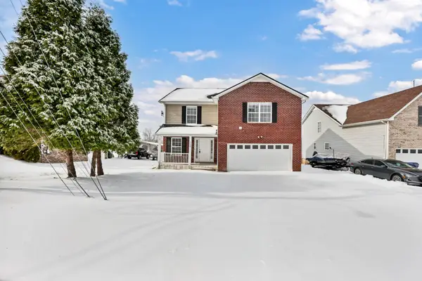 1540 Buchanon Dr, Clarksville, TN 37042