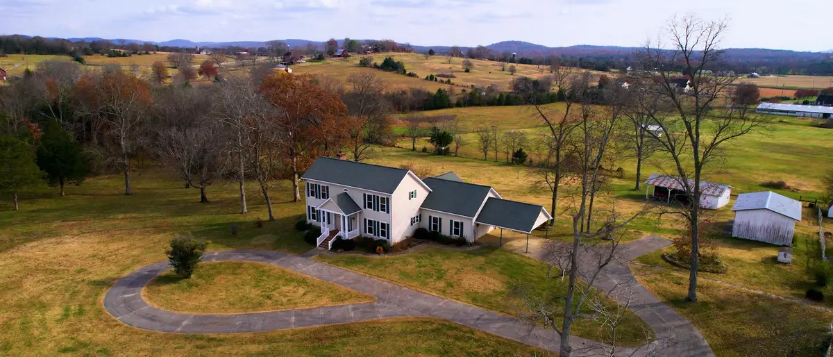 8102 Pleasant View Dr, Lascassas, TN 37085 - #1