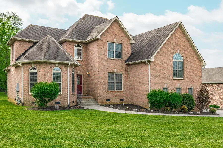 1022 Tower Hill Ln, Hendersonville, TN 37075 - Image #2