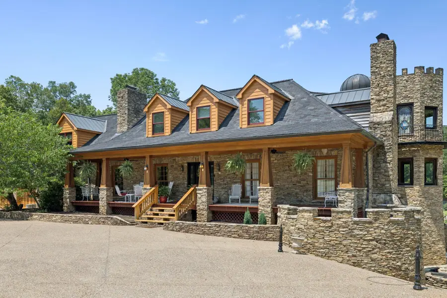 1374 Peter Pond Rd, Ashland City, TN 37015 - #2