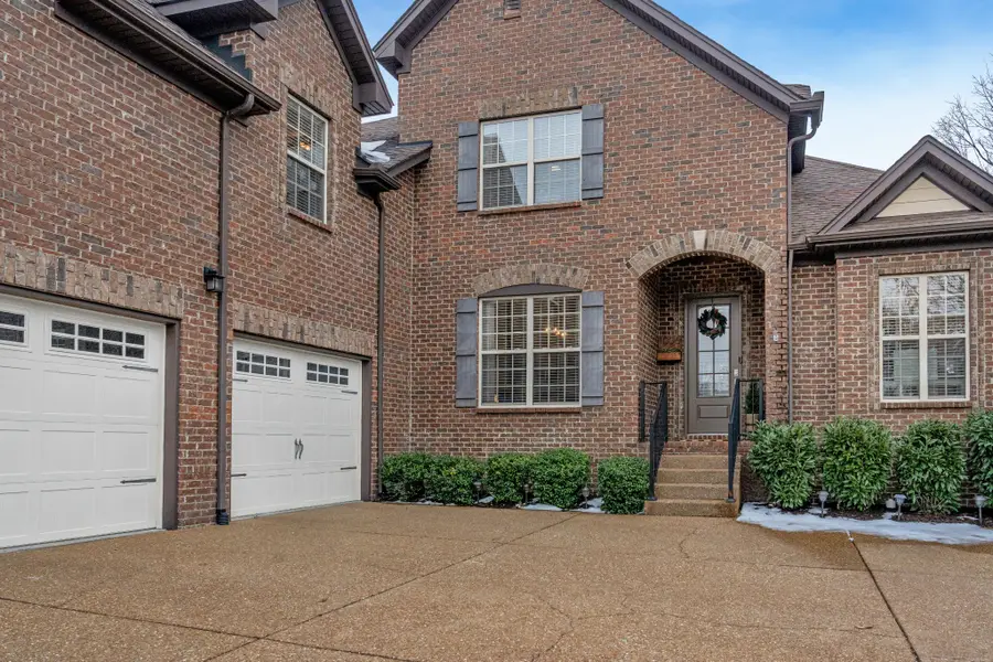 1006 Tower Hill Ln, Hendersonville, TN 37075 - Image #3