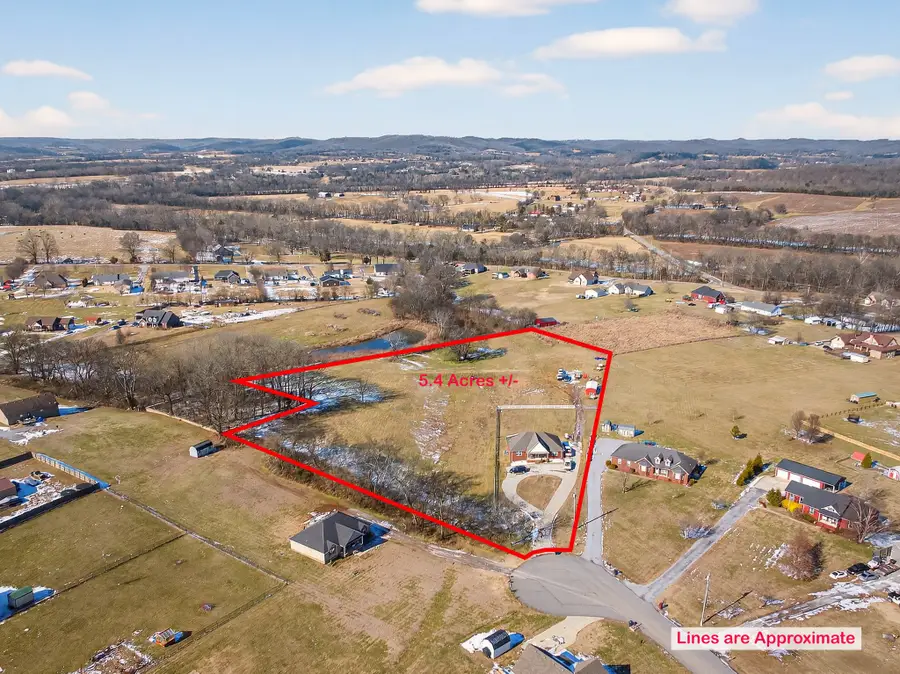 1031 Meridian Dr, Castalian Springs, TN 37031 - Image #3