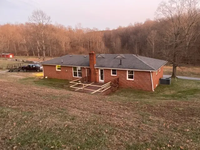 1036 Wiggs Branch Rd, Erin, TN 37061 - #2