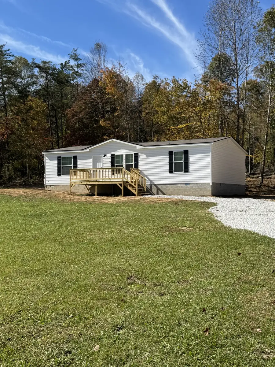 2066 Anderson Rd, Monterey, TN 38574 - #2