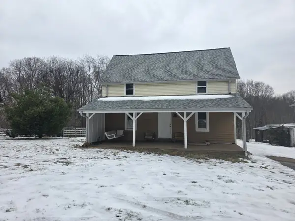 7362 Moore Rd, Greenbrier, TN 37073