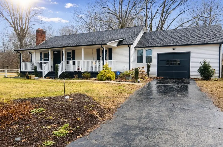 299 W Shellsford Rd, McMinnville, TN 37110 - #2