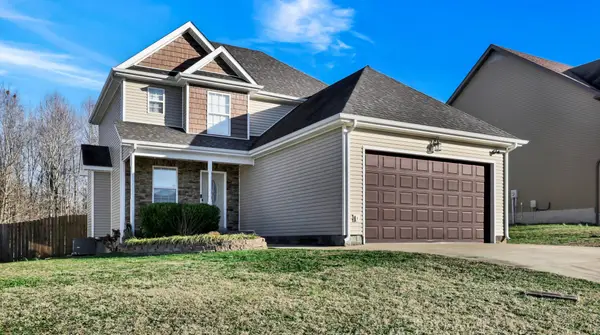 1209 Meachem Dr, Clarksville, TN 37042