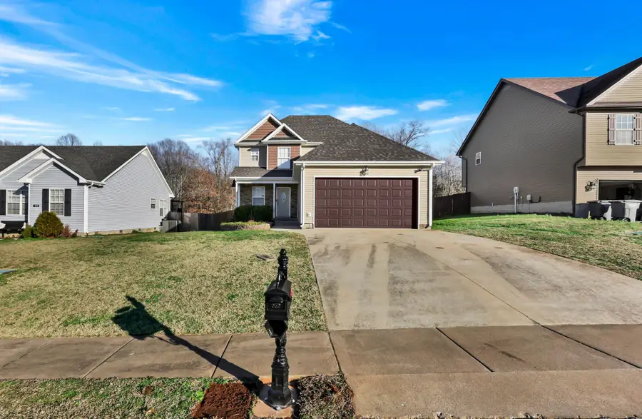 1209 Meachem Dr, Clarksville, TN 37042 - Image #3