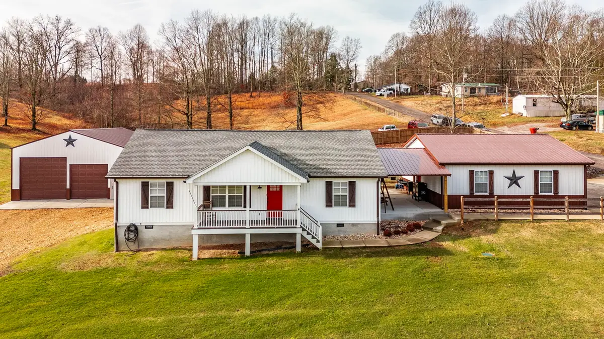 15 Raccoon Rd, Westmoreland, TN 37186 - #1