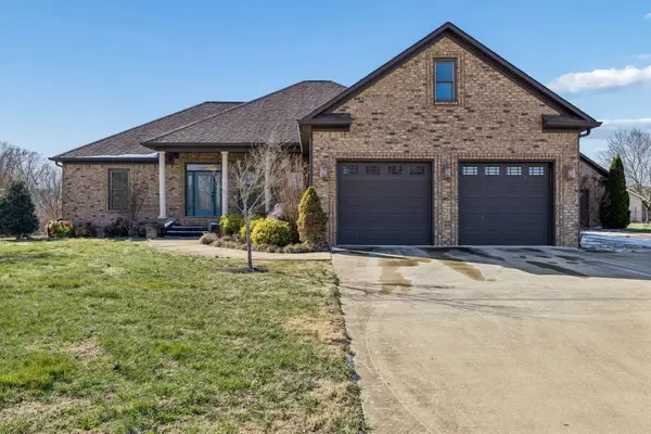 1602 Gordon Ln, Lawrenceburg, TN 38464