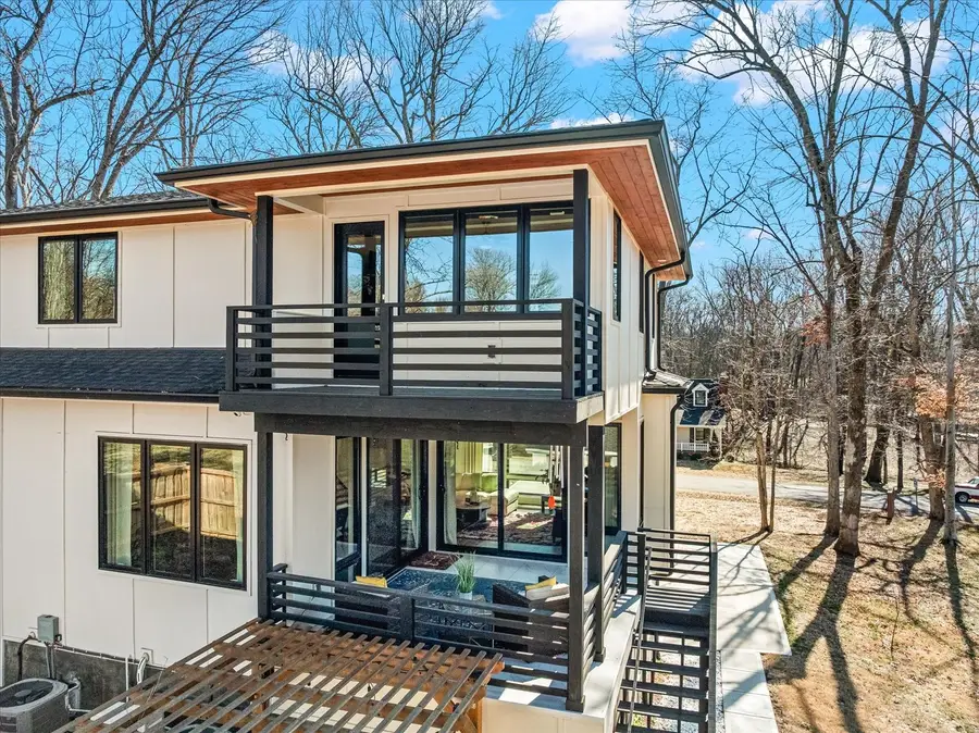 1301 Chestnut Dr, Brentwood, TN 37027 - #2