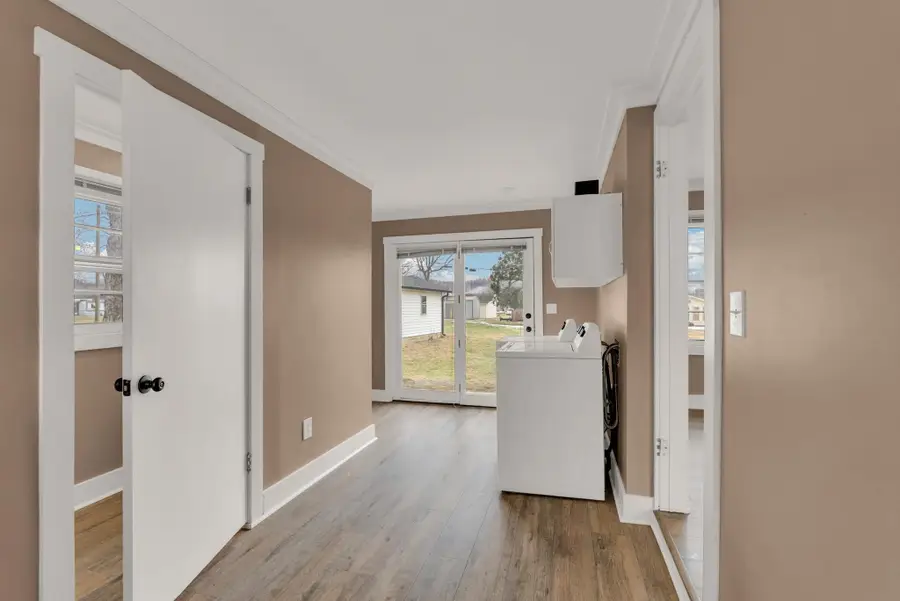 607 W 4th St, Livingston, TN 38570 - #3