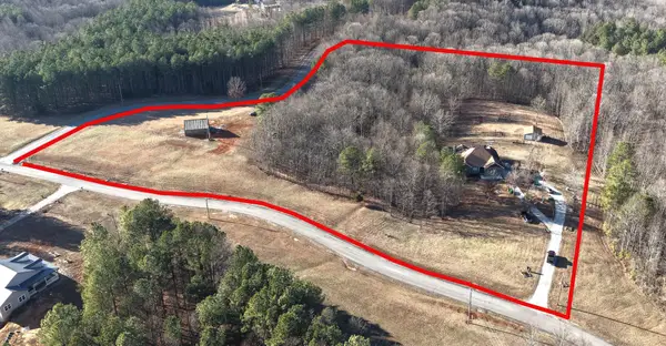 240 Thunder Ridge Dr, South Pittsburg, TN 37380