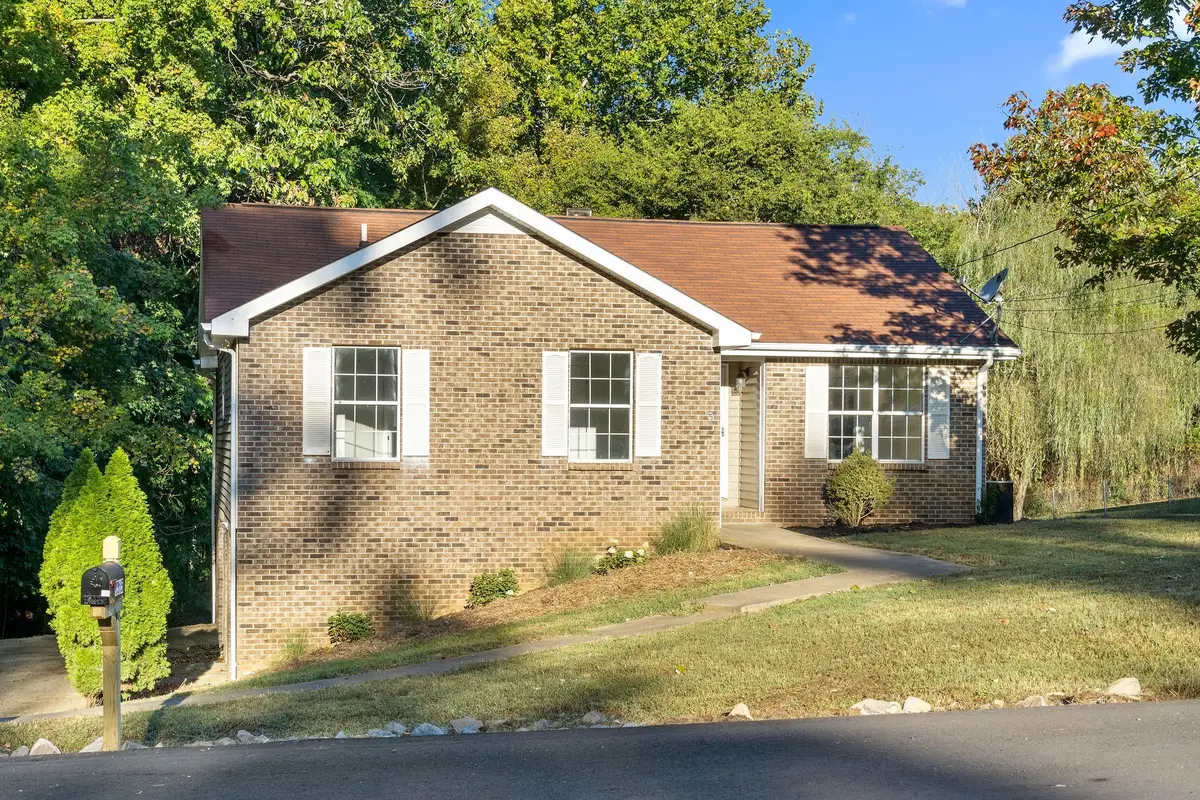 1315 Hand Dr, Clarksville, TN 37042 - #1