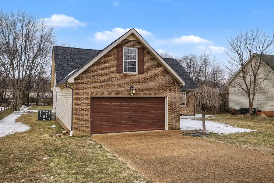 1909 Amacher Dr, Spring Hill, TN 37174 - #3